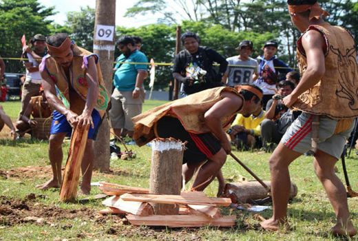 Budaya Dayak Pukau Pengunjung FBIM 2018 - GenPI.co