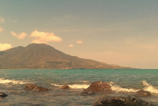 Pariwisata Bisa Tekan Defisit - GenPI.co