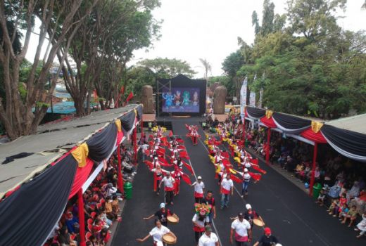 Warga Padati Gladi Resik BEC 2018 - GenPI.co