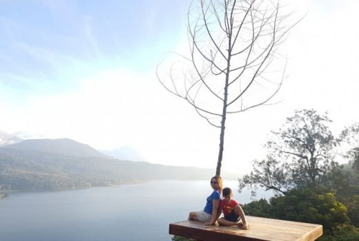 Asyiknya Wisata Selfie Puncak Wanagiri - GenPI.co