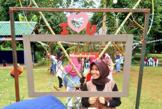 Pasar Kaulinan Menes, Tempat Nongkrong Seru & Hits di Banten - GenPI.co