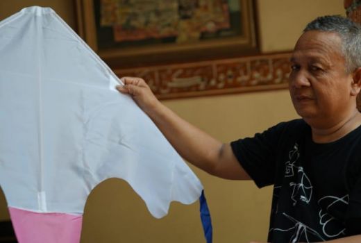 Asep Irawan, Si Anak Tukang Layang Layang. - GenPI.co