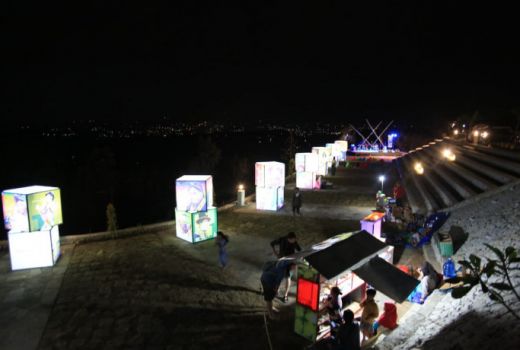 Di Watu Tapak Hill, GenPI Jogja Gandeng Telkomsel - GenPI.co