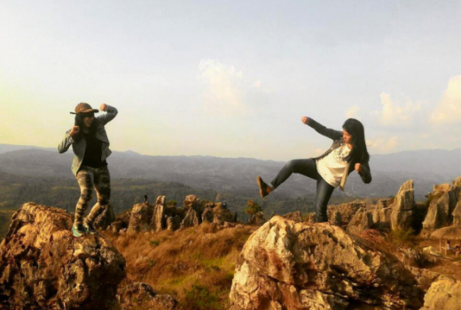 Taman Unik itu Bernama Stone Garden - GenPI.co