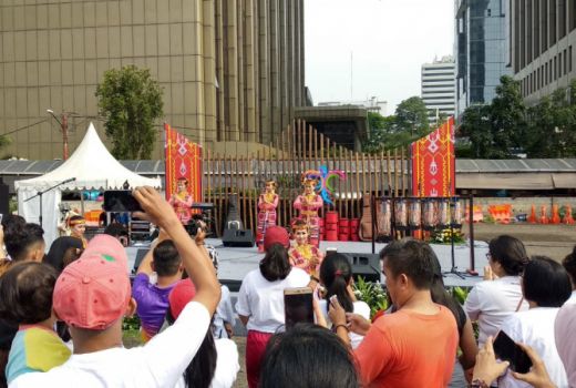 Nuansa Danau Toba Bikin Heboh CFD Jakarta - GenPI.co