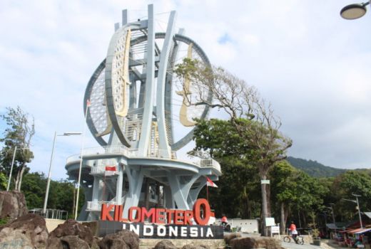 Serunya Berkunjung ke Tugu Kilometer 0 - GenPI.co