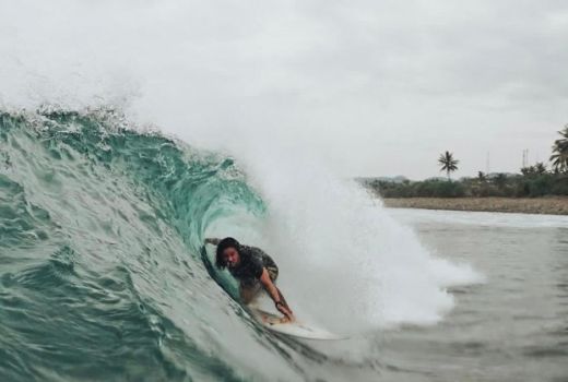 Pantai Cimaja, Surganya David John Schaap - GenPI.co