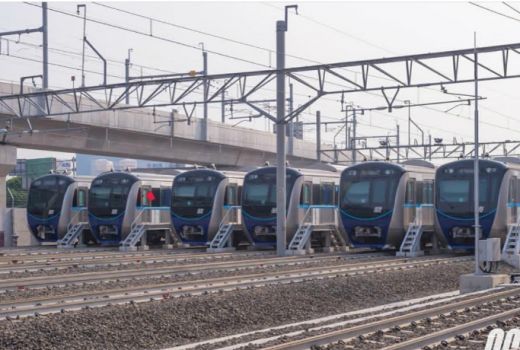 Presiden Jokowi Pastikan MRT Beroperasi Maret 2019 - GenPI.co