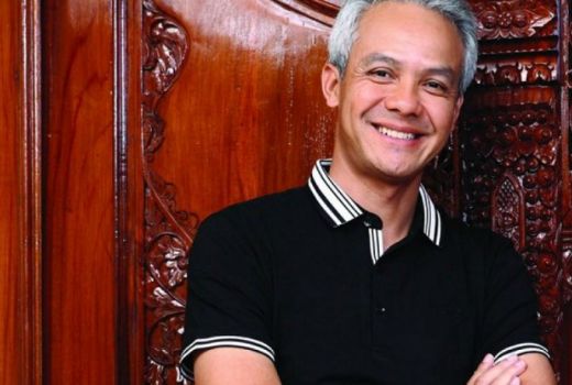Ekspresi Ganjar Saat Bertemu Warga Jepang Mahir Bahasa Jawa - GenPI.co