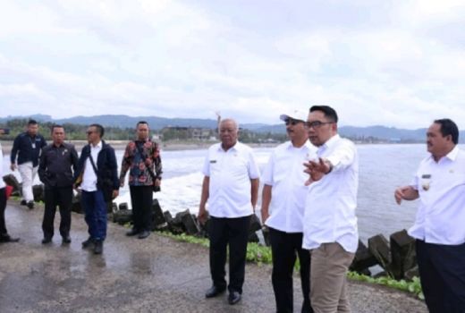 Menpar dan Gubernur Jabar Tinjau KEK Pangandaran - GenPI.co