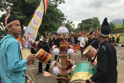 Gendang Tasa dan Prosesi Adatnya - GenPI.co