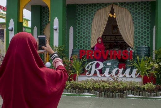 Belanja Sambil Wisata Religi di Masjid Raya An Nur Riau - GenPI.co