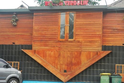 Yuk, Liburan Seru di Rumah Terbalik Lombok - GenPI.co