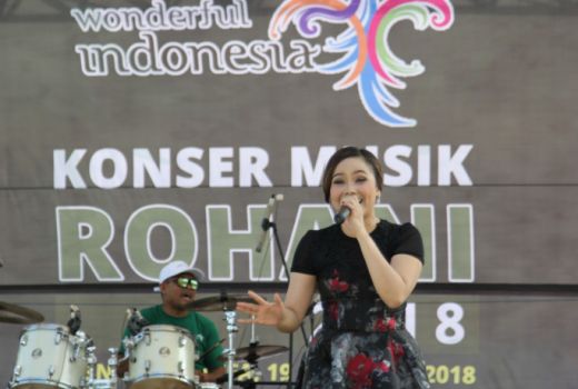 Konser Musik Rohani Sukses Menggebrak PLBN Wini - GenPI.co