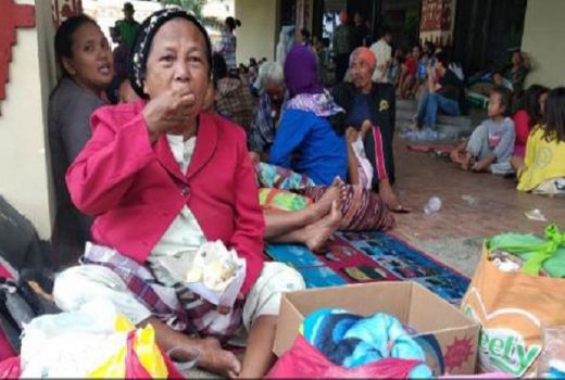 #PrayforAnyer, Duka untuk Korban Tsunami Anyer - GenPI.co