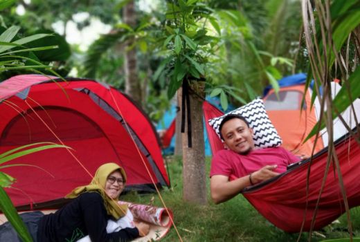 Hammock, Ayunan Tidur Gantung yang Pas untuk Liburan - GenPI.co