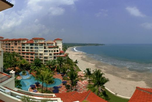 Pasca Tsunami, Hotel Sepanjang Pantai Anyer Tetap Buka - GenPI.co