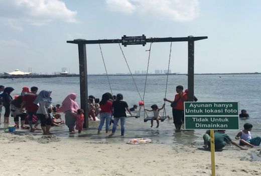 Pantai Ancol Aman Dari Tsunami di Selat Sunda - GenPI.co
