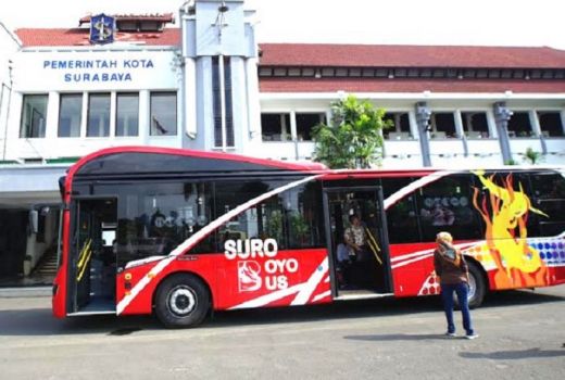 Naik Bus Wisata di Surabaya Bayar dengan Sampah Plastik - GenPI.co