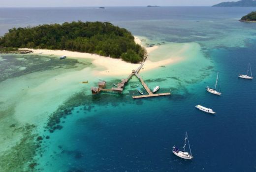 Belum Merata,Hasil Riset Ungkap Hotel Belum Mendukung Wisata - GenPI.co