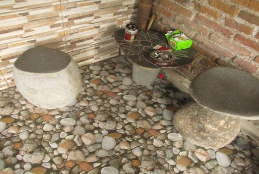 Kerajinan Batu Kali Khas Tulungagung - GenPI.co
