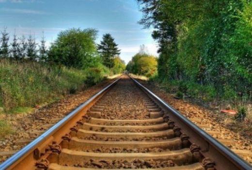 Keren! Jalur Kereta Medan Danau Toba Segera Dibangun - GenPI.co