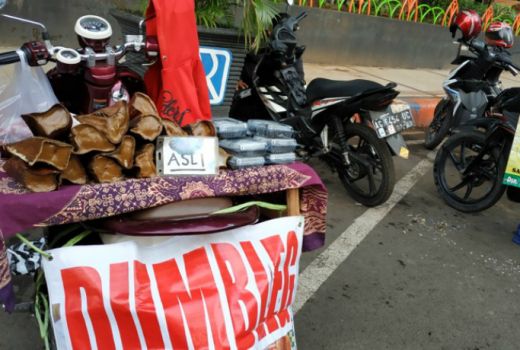 Dumbleg, Jajanan Tradisional Nganjuk yang Mulai Terlupakan - GenPI.co