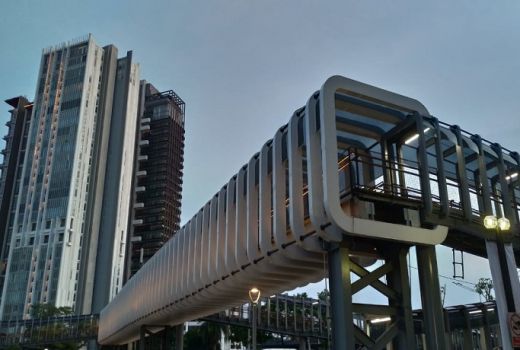 Begini Penampakan JPO Ratu Plaza - GenPI.co