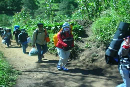 6 Langkah Saat Tersesat Mendaki Gunung - GenPI.co