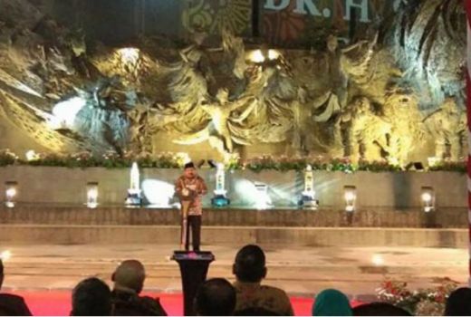 Tugu Parasamya,Simbol Keberhasilan Pembangunan Pemprov Jatim - GenPI.co