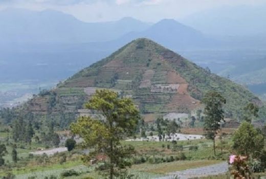 Piramida Tertua Ada di Cianjur - GenPI.co