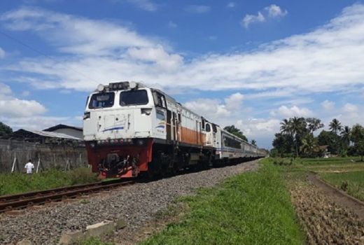 Cerita Charlie Chaplin Iringi Reaktivasi 4 Jalur Kereta Api di Jawa Barat - GenPI.co