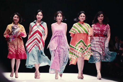 Kunjungi Pekan Mode Tahunan Terbesar di Jakarta Fashion Week - GenPI.co