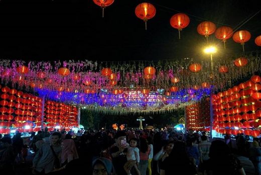Jelang Imlek, Kota Solo Bertabur Lampion - GenPI.co