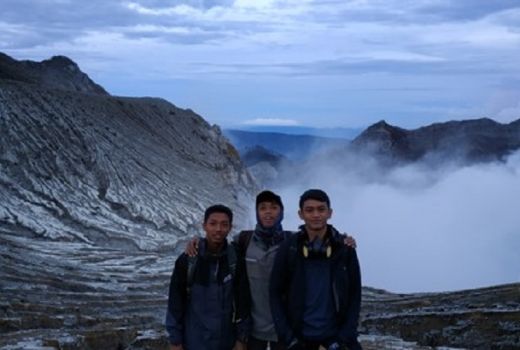 Perhatikan Lima Hal ini sebelum menuju Kawah Ijen - GenPI.co