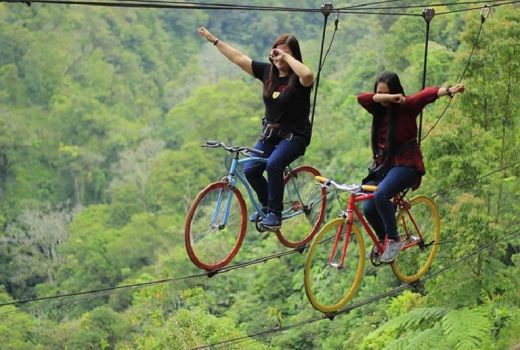 Yuk ke Taman Genilangit, Wisata Seru & Instagramable di Magetan! - GenPI.co