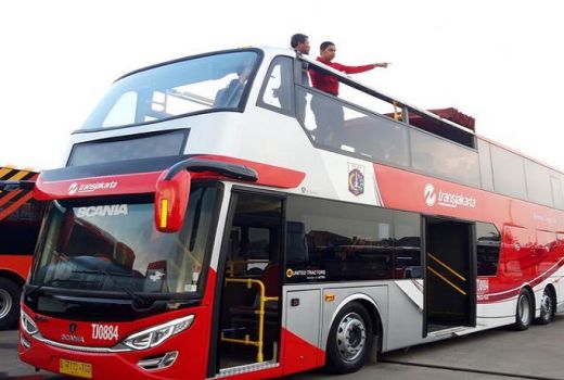 7 Layanan Wisata Gratis Naik Bus Transjakarta - GenPI.co