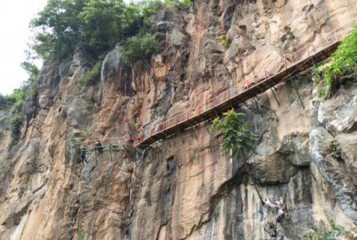 Spot Foto Instagramable di Tebing Semarang - GenPI.co