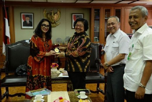 TN Komodo dan Galapagos Jajaki Kerja Sama Konservasi dan Pariwisata - GenPI.co