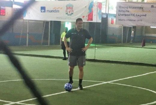 Berkunjung ke Indonesia, Vladimir Smicer Liverpool Terpikat Sop Iga - GenPI.co