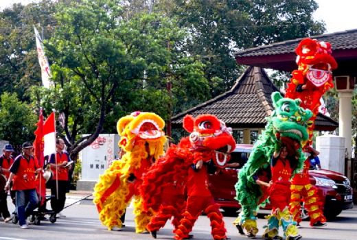 Mari Larut dalam Kemeriahan Festival Imlek Indonesia - GenPI.co