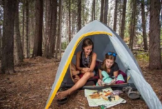 Agar Aman & Selamat, Perhatikan Hal Ini Sebelum Camping - GenPI.co