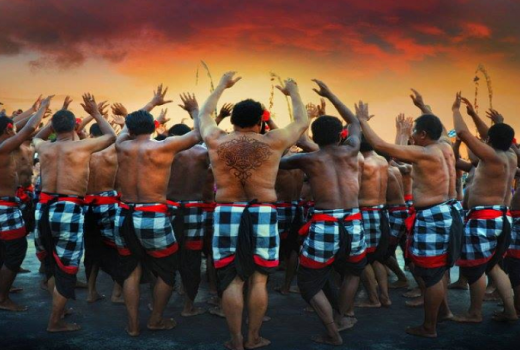 Ini Makna di Balik Tari Kecak yang Mendunia - GenPI.co