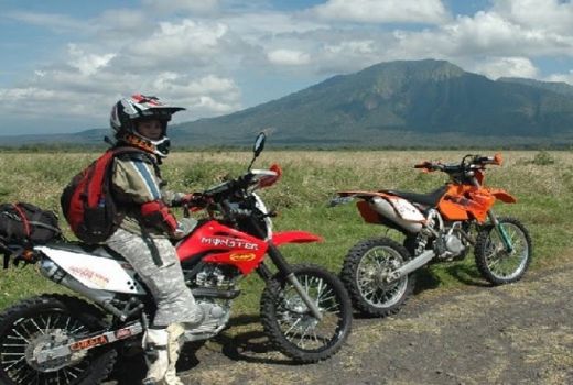 Mau Liburan Pakai Motor? Perhatikan Hal Ini Yah - GenPI.co
