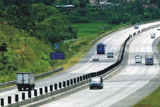Kenapa Tol Cipularang Disebut Angker? - GenPI.co