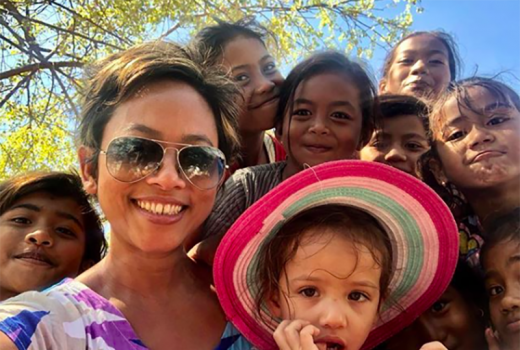 Moms, Ini Tips Traveling Seru Bareng Anak Ala Nila Tanzil - GenPI.co