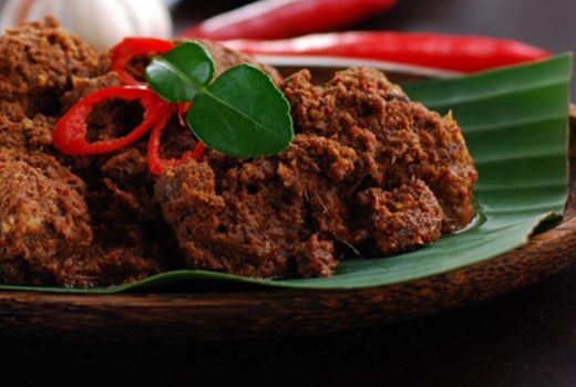 Rendang & Soto Bisa Ditemui di Restoran Paris Ini - GenPI.co