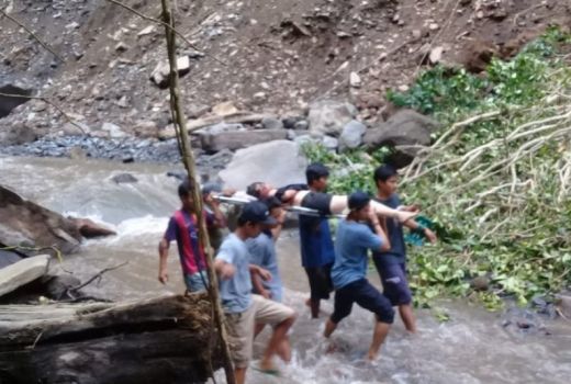 Kadispar NTB Tangani Korban Gempa Wisatawan Malaysia - GenPI.co