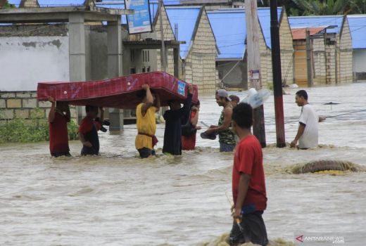 206 Orang Hilang Dalam Banjir Bandang Jayapura - GenPI.co