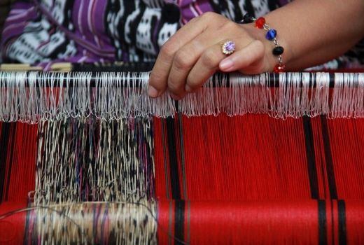 Ulap Doyo, Wastra Nusantara Suku Dayak Benuaq - GenPI.co